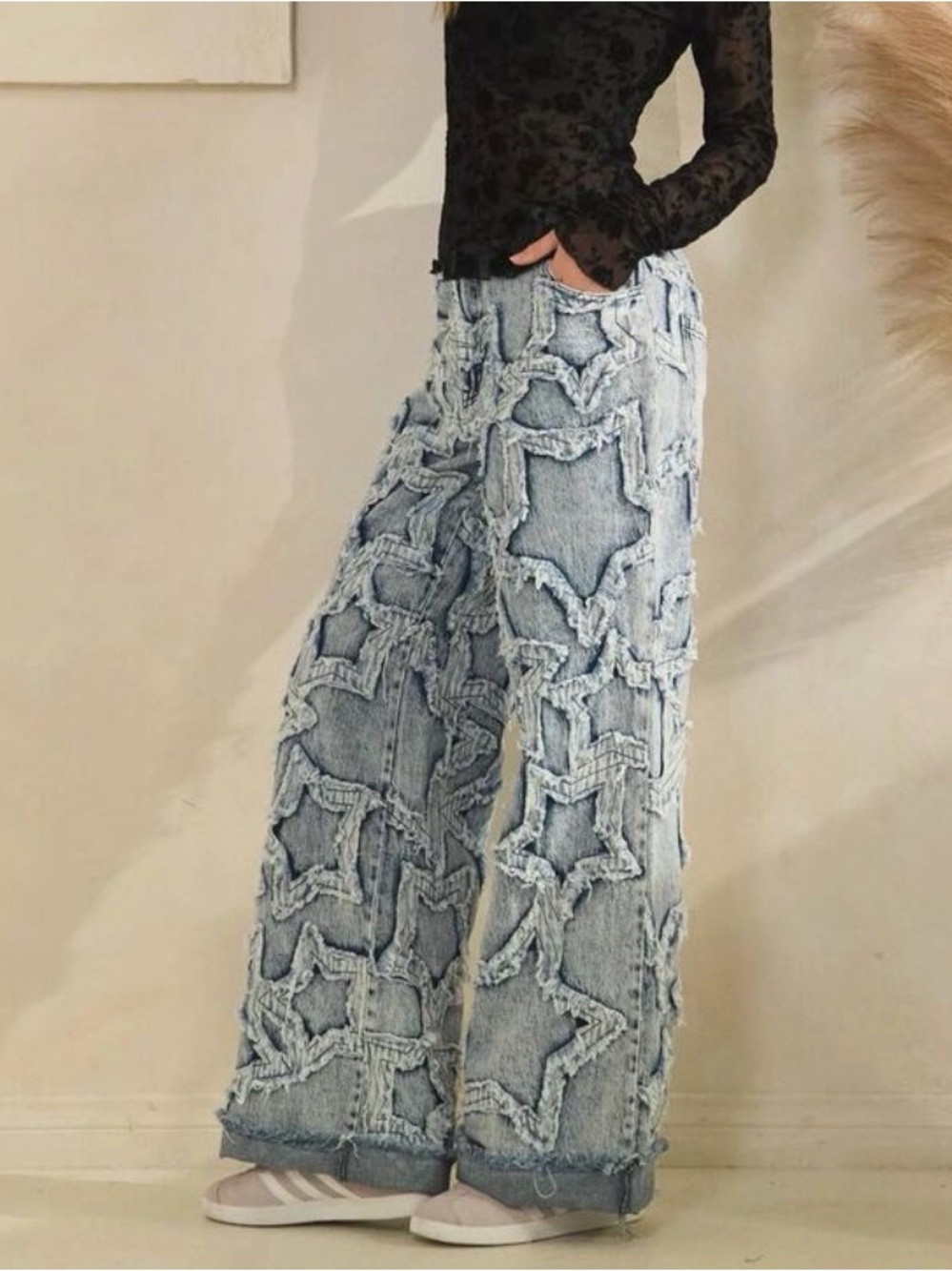 Oli & Hali ”Star Party”  Star-Appliqué Wide Leg Jeans ~ Size XL ~ NWOT - Picture 6 of 15